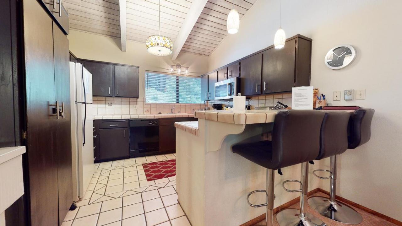 Apartment Mammoth West #106 *