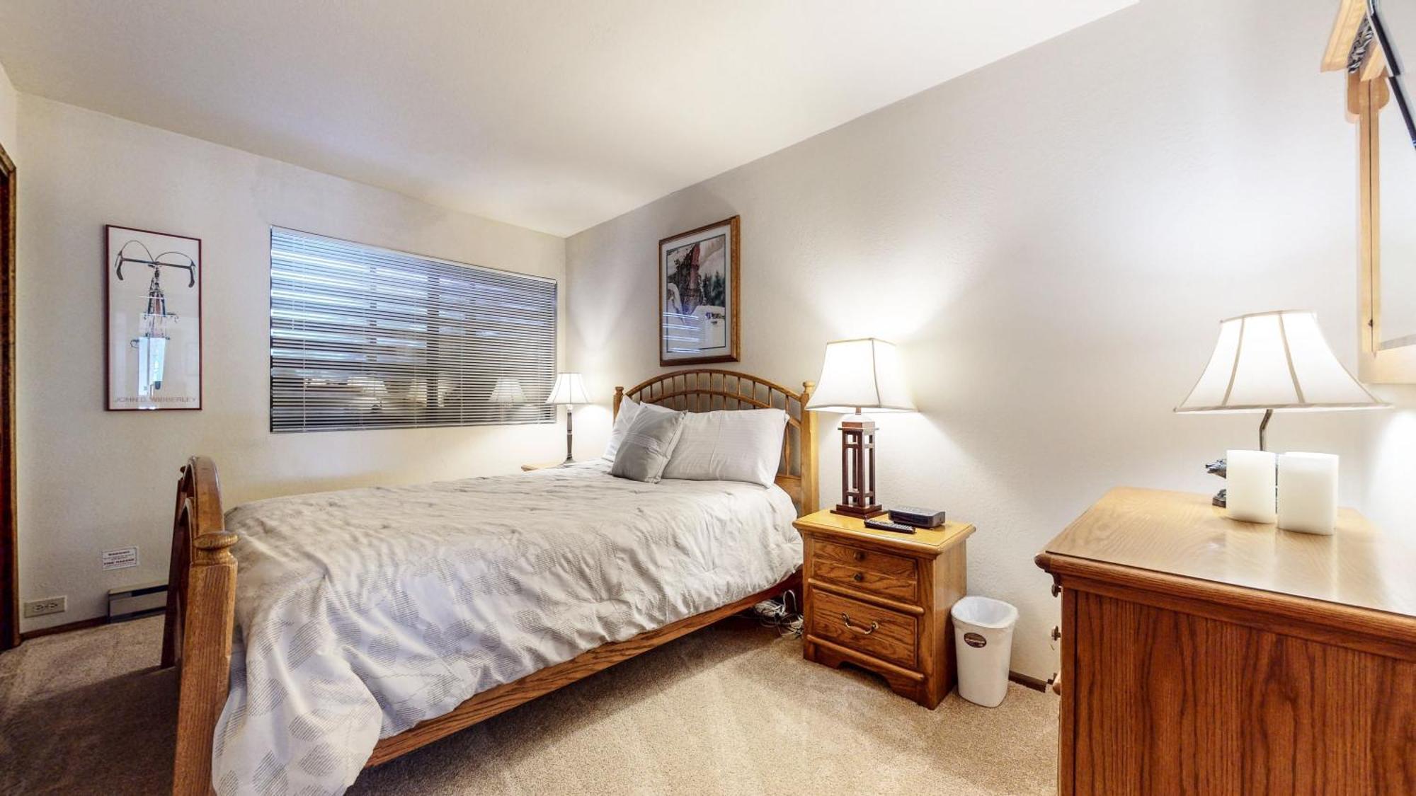 Mammoth West #106 Apartment
