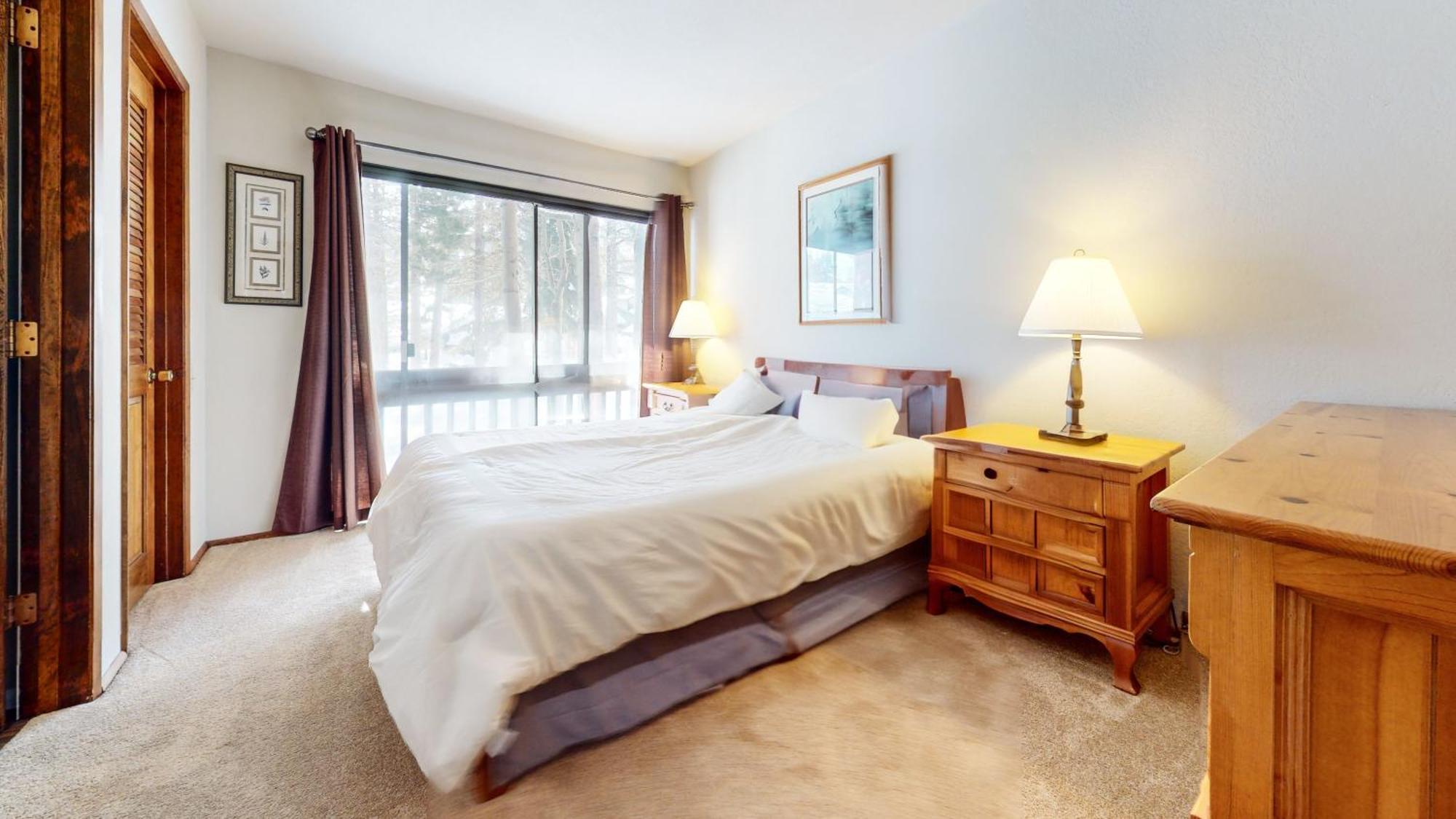 Apartment Mammoth West #106 *