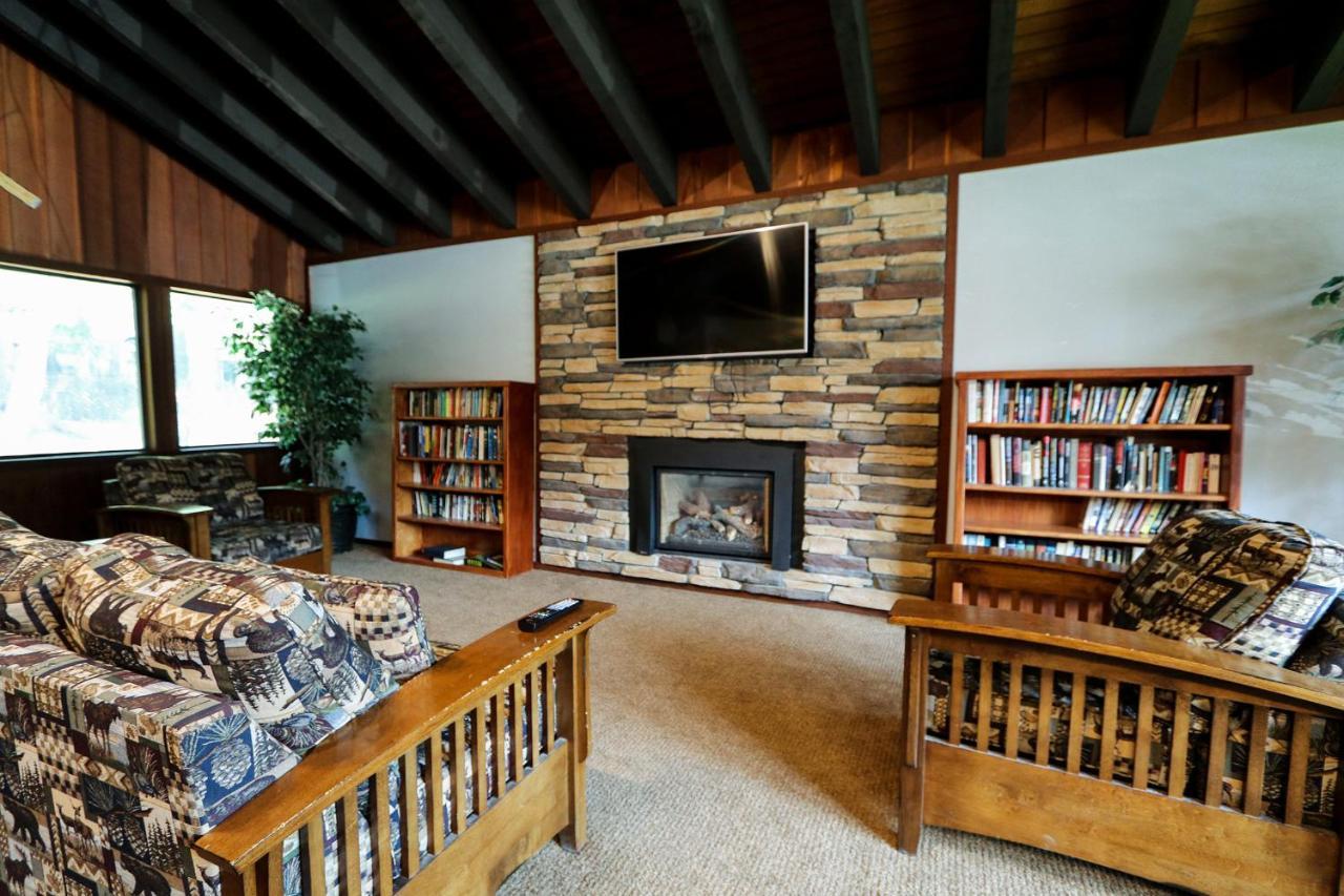 Mammoth West #106 Apartment *