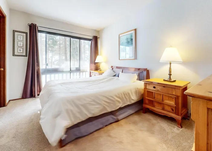 Mammoth West #106 Condo